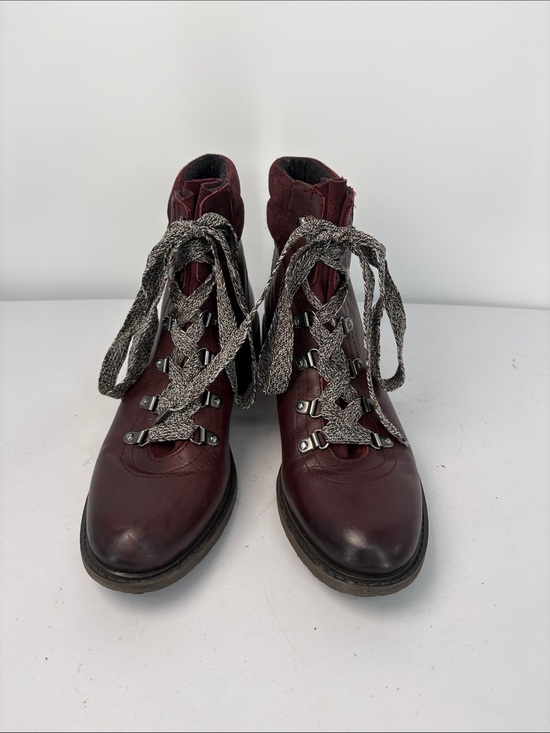 Sam Edelman Shoes - 🪃 Sam Edelman Burgundy Lace-Up Leather Ankle Boots hiking